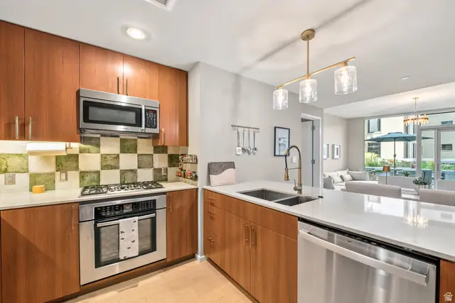 35 E 100 St S #408, Salt Lake City, UT 84111 - #1