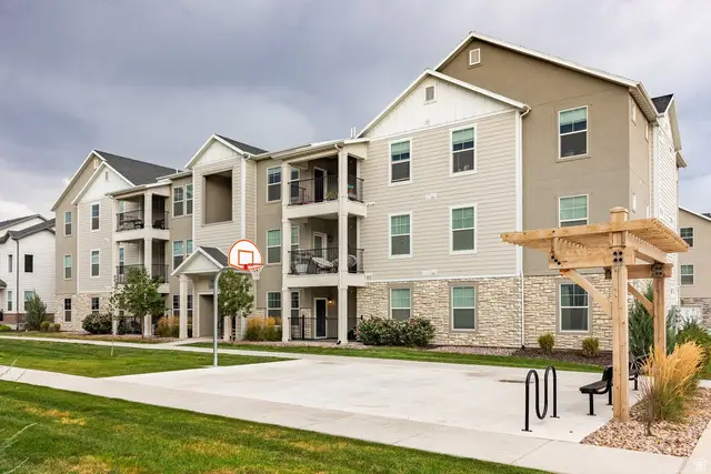 3665 W 1380 N #102, Saratoga Springs, UT 84043 - #2