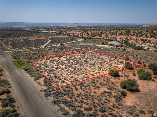 366 S Joe Wilson Dr #L, Moab, UT 84532 - #2