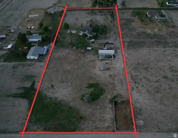 395 W Walk St, Stockton, UT 84071 - #3