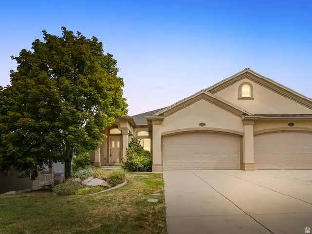 263 Edgemont Dr, North Salt Lake, UT 84054 - #1