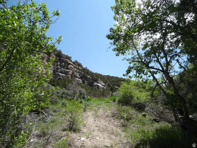 8578 W Red Clouud Loop Rd, Vernal, UT 84078 - #2