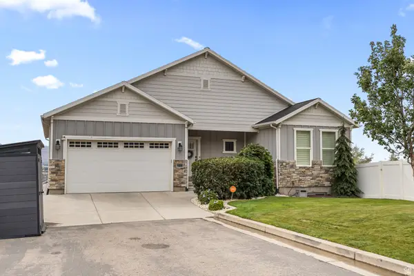 614 W Regent Garden Ln, Bluffdale, UT 84065