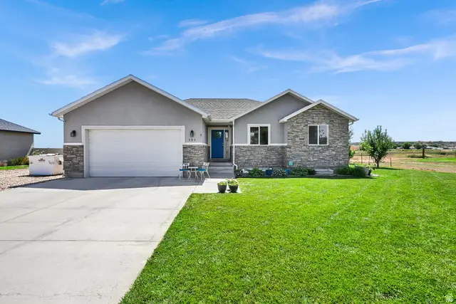 252 E 1875 S, Roosevelt, UT 84066 - #1