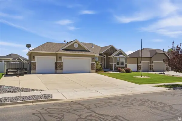 3531 W Cranefield Rd, Clinton, UT 84015