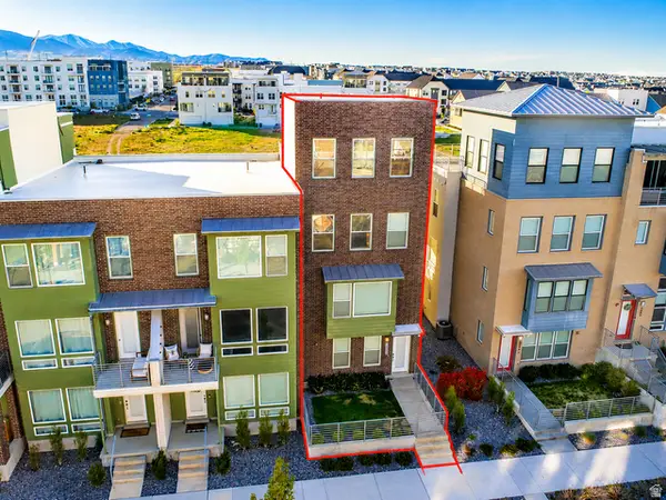 5088 W Duckhorn Dr, South Jordan, UT 84009