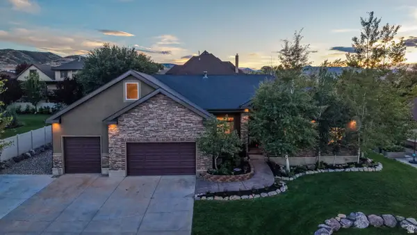 15596 S Broken Arrow Dr W, Bluffdale, UT 84065