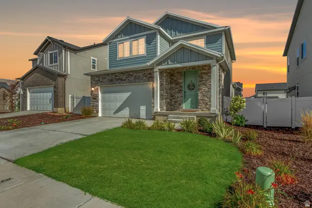 6662 W Prairie Fire Ln, Herriman, UT 84096 - #3