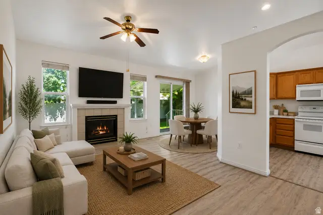 4064 W 5250 S, Roy, UT 84067 - #2