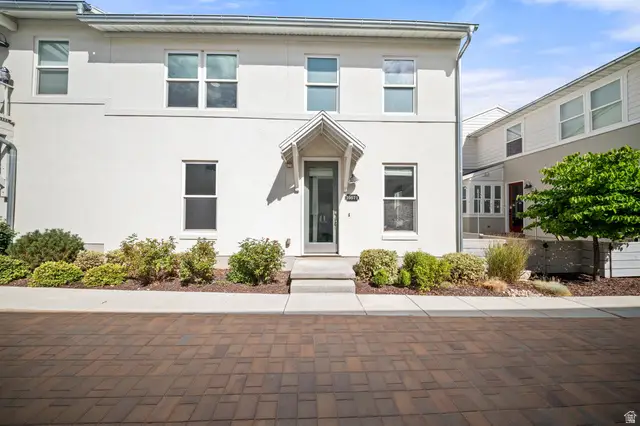 10571 S Redknife Dr W, South Jordan, UT 84009 - #1