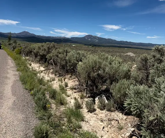 1575 E 1800 N, Panguitch, UT 84759