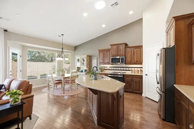 1430 W Songbird Dr, Saint George, UT 84790 - #3