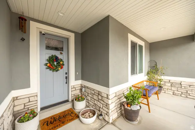 624 S Maxwell Dr, Grantsville, UT 84029 - #3