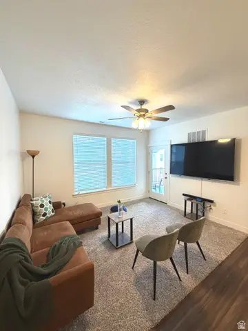 912 N Hemsworth Way #201, Saratoga Springs, UT 84045 - #3