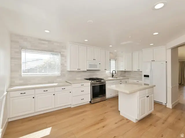 4498 W Skye Dr, South Jordan, UT 84009 - #3