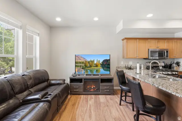 5288 W Hampstead Ln, West Valley City, UT 84120 - #3