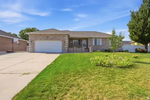 5371 W Fieldbury Cir S, West Valley City, UT 84120 - #1