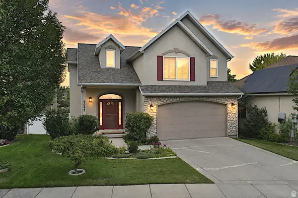 9092 S Enchanted Oak Ln, Sandy, UT 84094