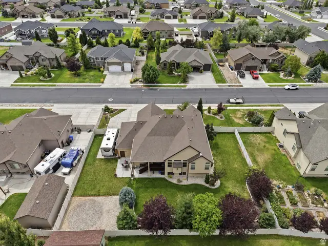 2662 W 2325 N, Farr West, UT 84404 - #3
