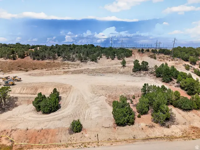 1249 E Clay Hill Dr #C, Monticello, UT 84535 - #1