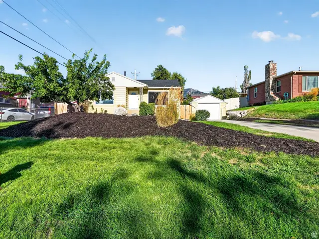 4452 S Jefferson Ave, South Ogden, UT 84403 - #2