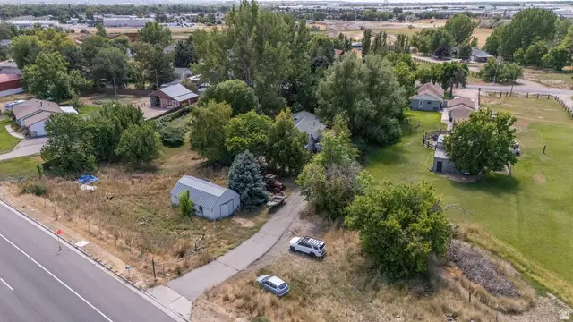 881 N Highway 89, Harrisville, UT 84404 - #2