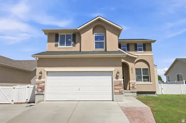 205 E Clermont Ln, Stansbury Park, UT 84074