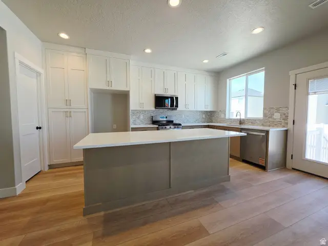 2951 N Devon Dr #246, Plain City, UT 84404 - #3