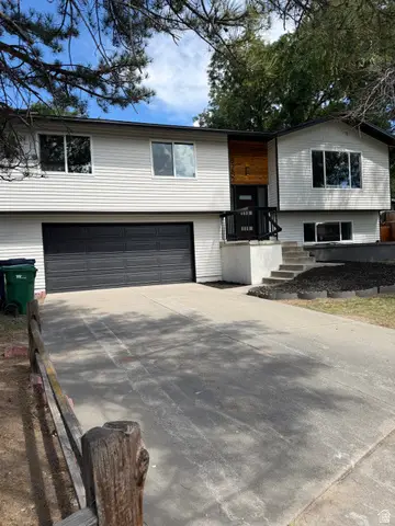 8287 S Valencia Cir, Sandy, UT 84093 - #2