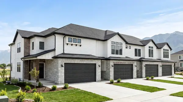 1445 W Pleasant View Dr #31, Kaysville, UT 84037