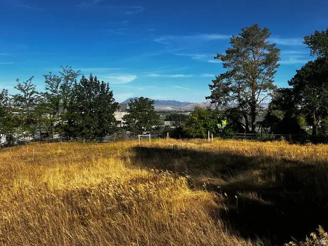 375 N 400 E, Hyde Park, UT 84318 - #1