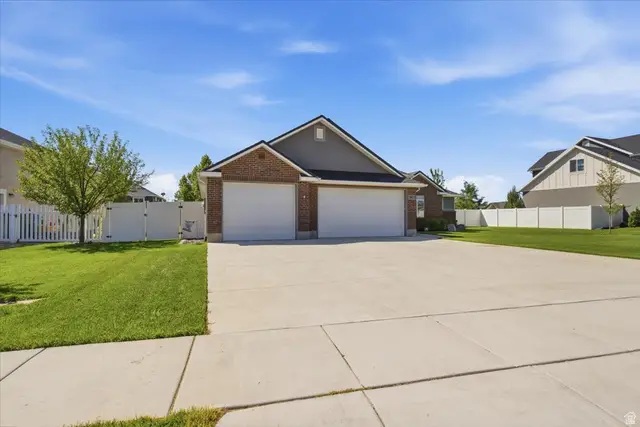 2831 W 2325 N, Plain City, UT 84404 - #3