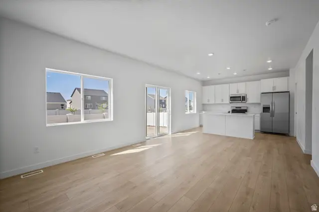 2094 E Swallow Dr #4050, Eagle Mountain, UT 84005 - #3