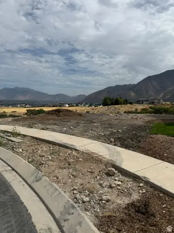 920 N Mountain View Dr #90, Elk Ridge, UT 84651 - #2