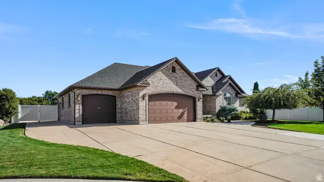739 W Mindy Cir, Kaysville, UT 84037 - #3