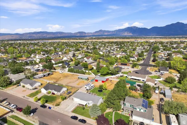 7215 S Galaxy Hill Rd, West Jordan, UT 84081 - #2