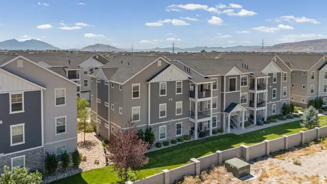 88 W Silver Dr, Vineyard, UT 84059 - #3