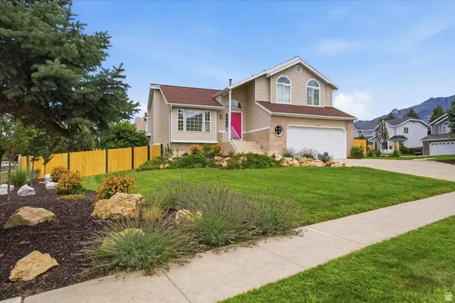 2313 E Rockview Dr, Sandy, UT 84092 - #2