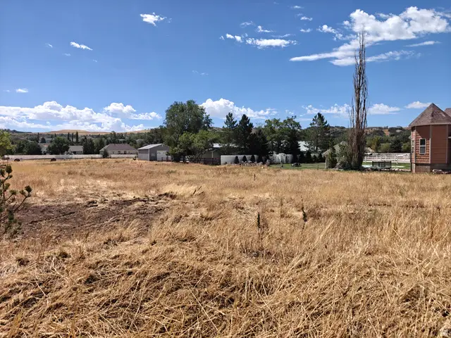 2063 E South Weber Dr, South Weber, UT 84405 - #2