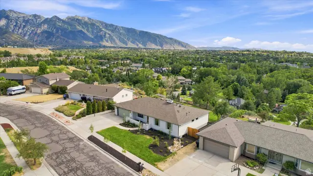 1970 E Curtis Dr, Cottonwood Heights, UT 84121 - #3