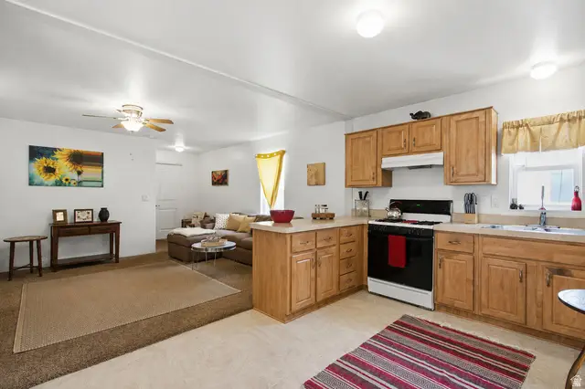 1593 W Indian Summer Drive Dr N, Salt Lake City, UT 84116 - #3