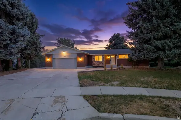 7503 S Paddington Cir W, West Jordan, UT 84084