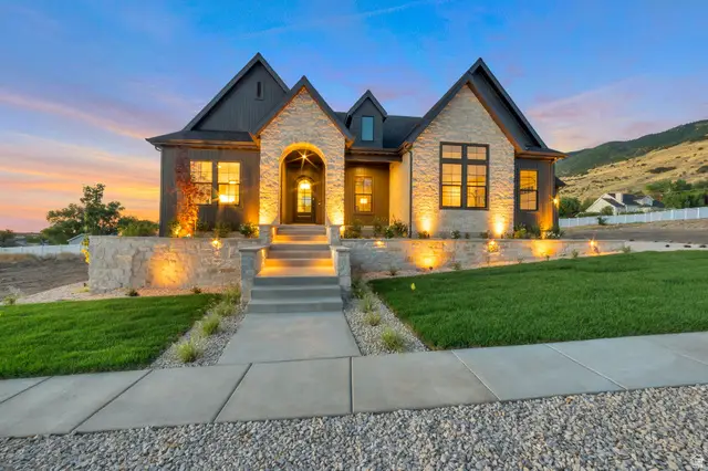 136 W Summerhill Ln, Centerville, UT 84014 - #1