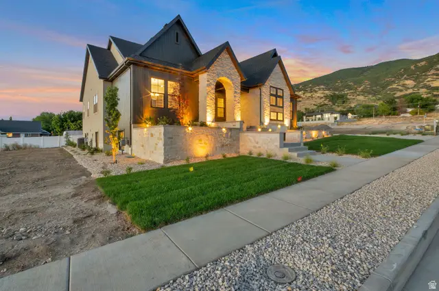 136 W Summerhill Ln, Centerville, UT 84014 - #3
