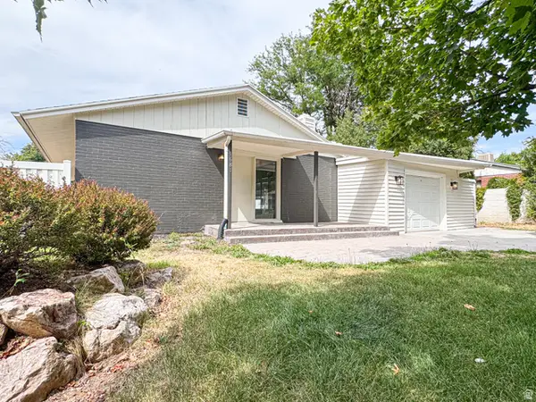 1681 E Meadowmoor Rd, Holladay, UT 84117