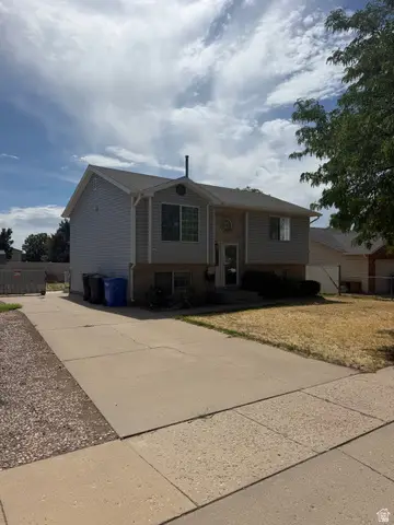 671 W 950 N, Clinton, UT 84015 - #1