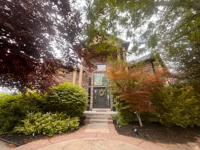 579 W 2400 S, Syracuse, UT 84075 - #2