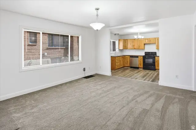 619 28 Th St, Ogden, UT 84403 - #3