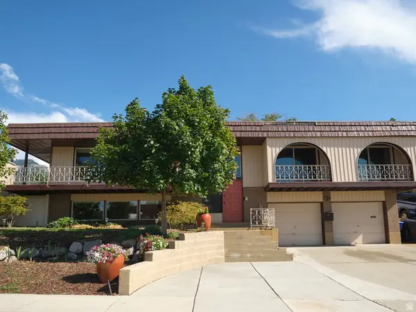 2546 E Campus Dr, Cottonwood Heights, UT 84121