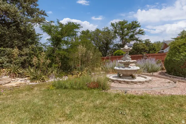 1706 E 6670 S, Cottonwood Heights, UT 84121 - #3